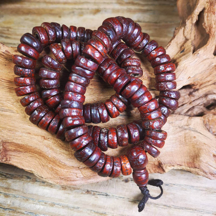 108 Bodhi Bead Mala,Old Prayer Beads Necklace - Tibetan Buddhist mala beads, detailed view