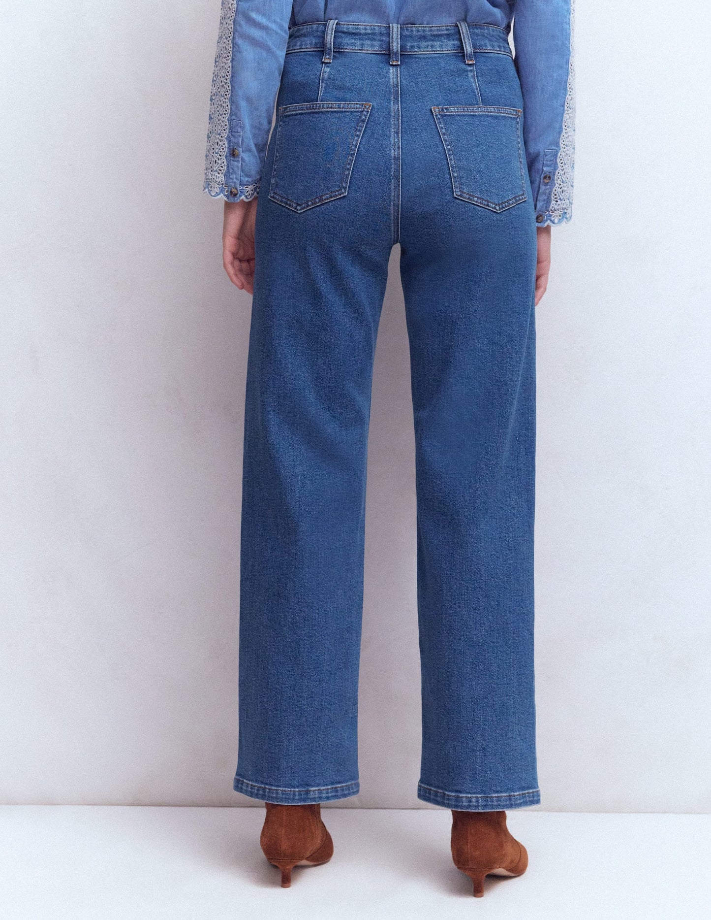 Pintuck Column Leg Jeans-Mid Vintage