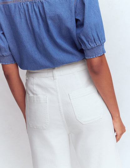 Straight Leg Pocket Jeans-White