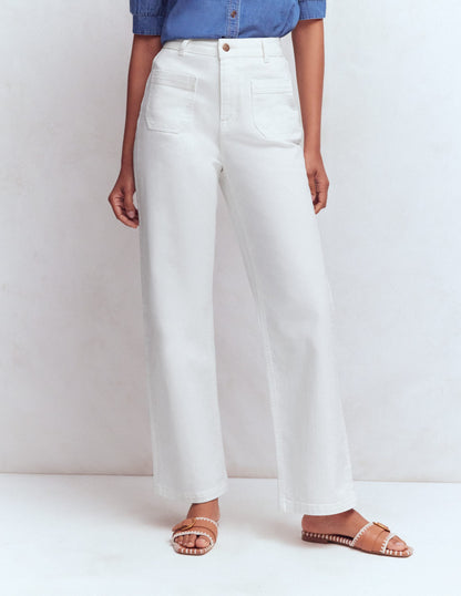 Straight Leg Pocket Jeans-White