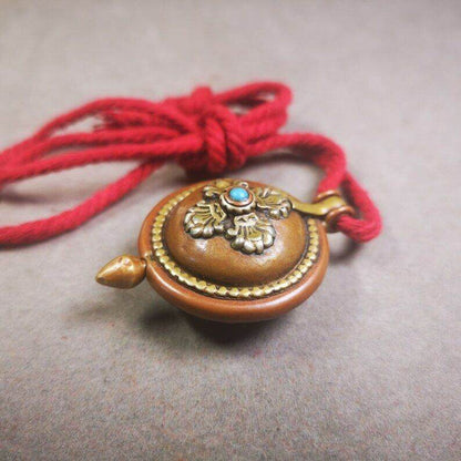 Acient Gau Ghau Shrine, Tibetan Buddhist Altar Amulet Pendant - Tibetan Buddhist amulet, close-up detail