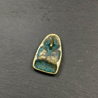 Amulet, Chenrezig Pendant Badge,32 - Tibetan Buddhist amulet, view 5