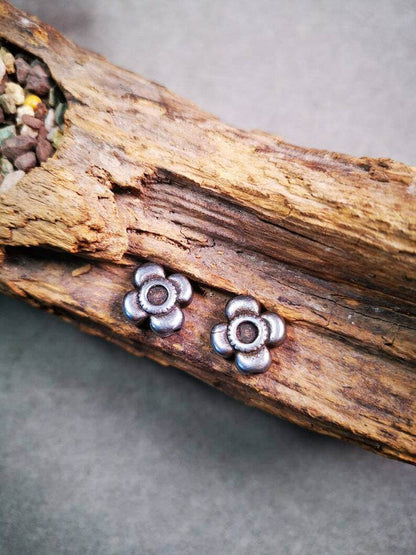 Amulet Pendant,Mini Gesang Flower,Mala Prayer Beads Accessories - Tibetan Buddhist mala beads, front view