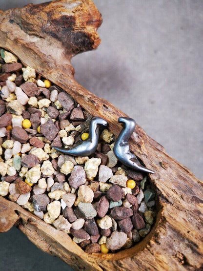 Amulet Pendant,Mini Lucky Bird, Mala Prayer Beads Accessories - Tibetan Buddhist mala beads, close-up detail