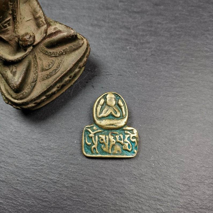Amulet,Chenrezig Pendant Badge with Mantra Om Mani Padme Hum - Tibetan Buddhist amulet, view 6