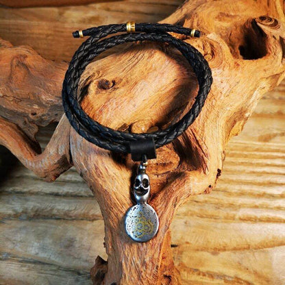 Amulet,Skull Sītavana Flame Pendant Leather Necklace - Tibetan Buddhist bead necklace, detailed view