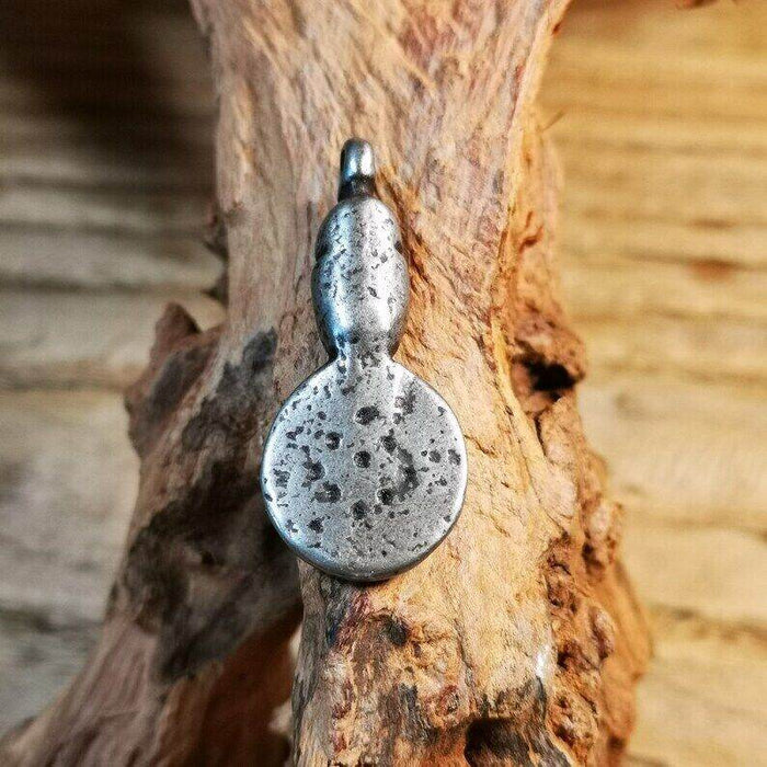 Amulet,Skull Sītavana Flame Pendant Leather Necklace - Tibetan Buddhist bead necklace, view 5
