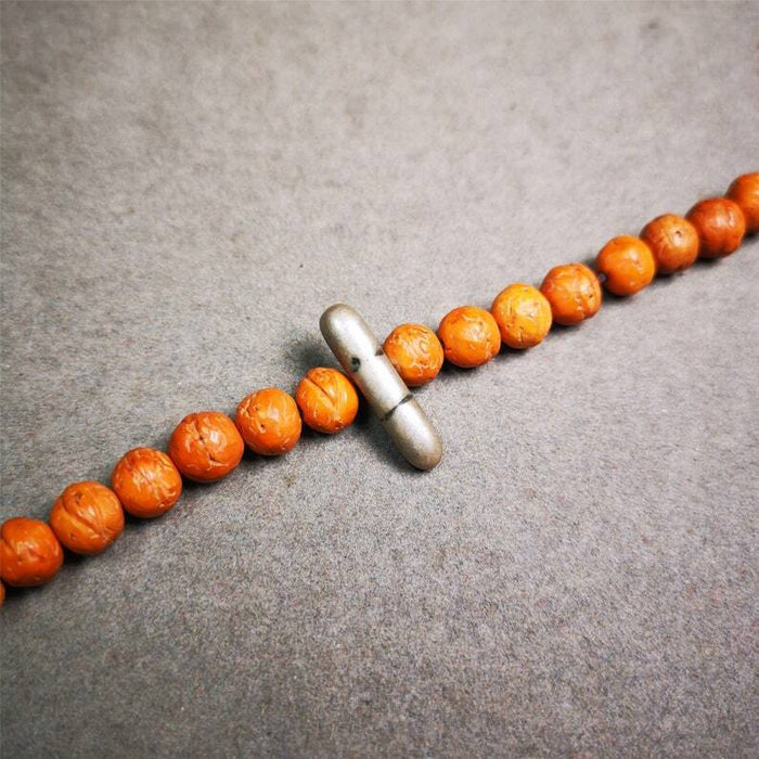 Amulet,Vajra Pendant for Mala,Bag Hanging,0.9" - Tibetan Buddhist mala beads, close-up detail