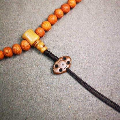 Amulet,Vajra Pendant for Mala,Bag Hanging,Prayer Bead Accessories - Tibetan Buddhist mala beads, close-up detail