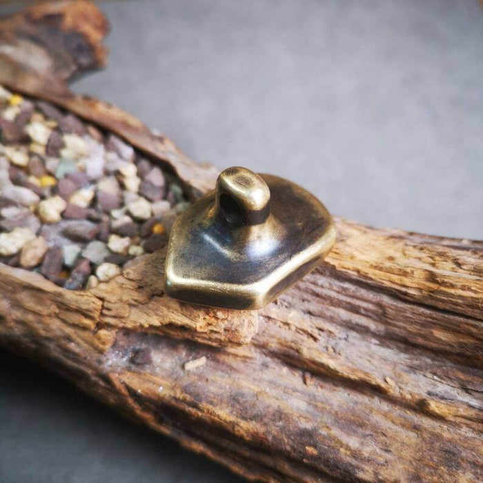 Statue Tsa Tsa Mold Amulet,Chenrezig,Copper Mould - Tibetan tsa tsa mold, close-up detail