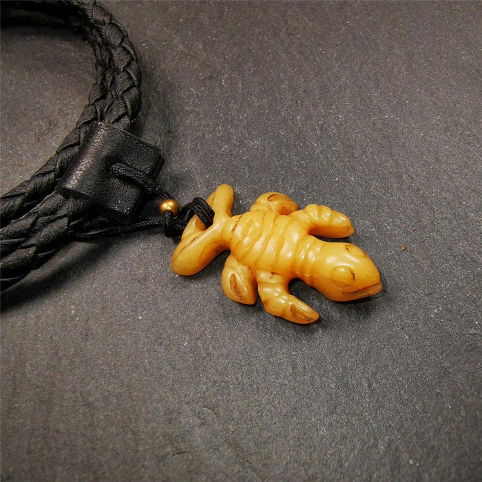Bone Scorpion Amulet 1.2" - Tibetan Buddhist amulet, front view