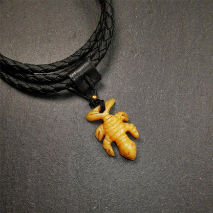 Bone Scorpion Amulet 1.2" - Tibetan Buddhist amulet, detailed view