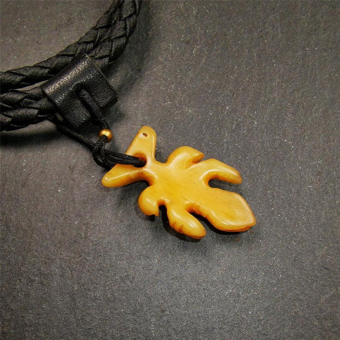 Bone Scorpion Amulet 1.2" - Tibetan Buddhist amulet, view 4