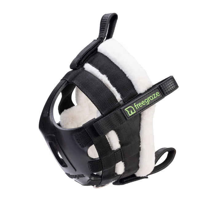 FreeGraze Deluxe AirFlow Detachable Grazing Muzzle Black