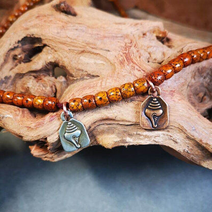 Gandhanra Handmade Mala Counter, Divine Conch Pendant - Tibetan Buddhist mala beads, front view