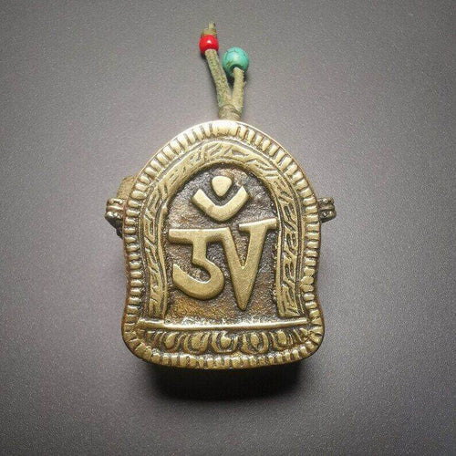 Gau Ghau Shrine, Altar Amulet Pendant - Tibetan Buddhist amulet, front view