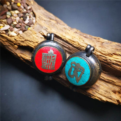 Gau Ghau Shrine,Tibetan Buddhist Altar,Kalachakra Amulet - Tibetan Buddhist amulet, front view