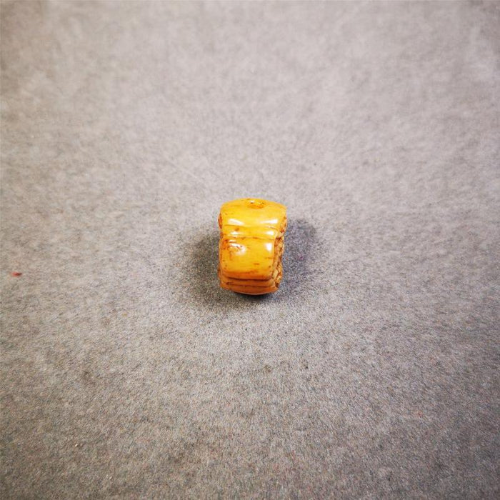 Lucky Knot Bead Amulet 0.63" - Tibetan Buddhist amulet, view 7