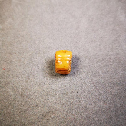 Lucky Knot Bead Amulet 0.63" - Tibetan Buddhist amulet, view 7