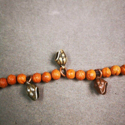 Mala Amulet,Mani Jewel/Wish-Fulfilling Cintamani - Tibetan Buddhist mala beads, detailed view