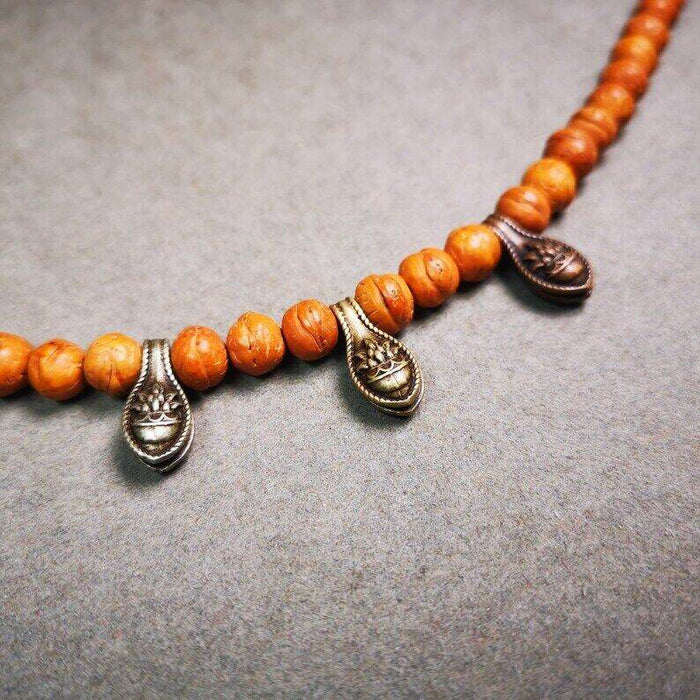 Mala Counter Clip - Tibetan Buddhist mala beads, detailed view