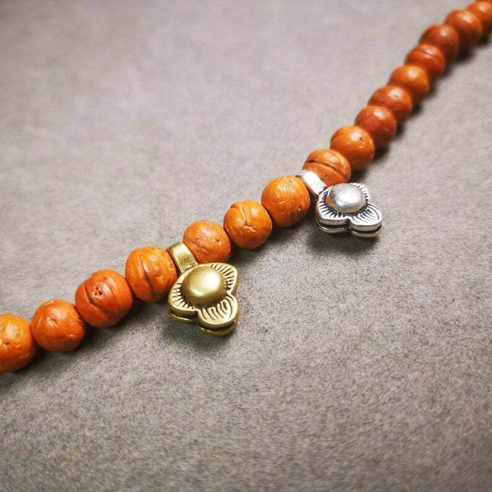 Mala Counter Clip - Tibetan Buddhist mala beads, detailed view