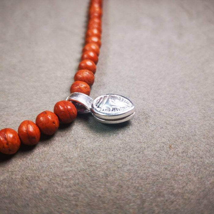 Mala Counter Clip,Shankha Conch Shape Bum Counter Clip for Prayer Beads - Tibetan Buddhist mala beads, close-up detail