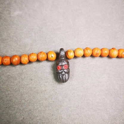 Mala Counter Clip,Skull Bum Counter Clip for Prayer Beads - Tibetan Buddhist mala beads, front view