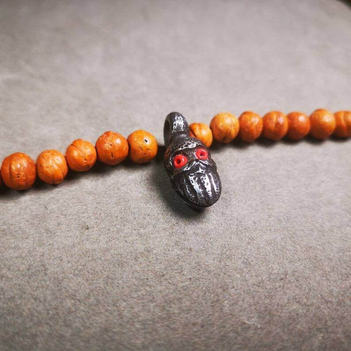 Mala Counter Clip,Skull Bum Counter Clip for Prayer Beads - Tibetan Buddhist mala beads, detailed view