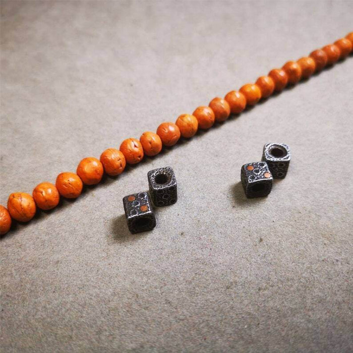 Mala Spacer Bead,Cold Iron Dice Marker Beads for Prayer Beads Necklace - Tibetan Buddhist mala beads, detailed view