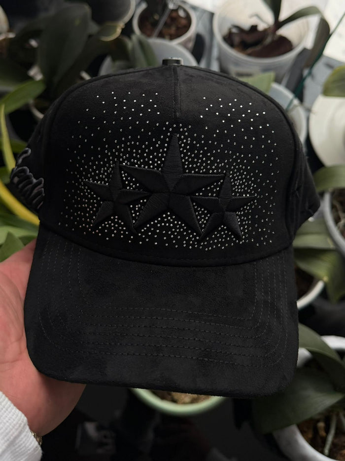 MOMSS HATS NEGRA