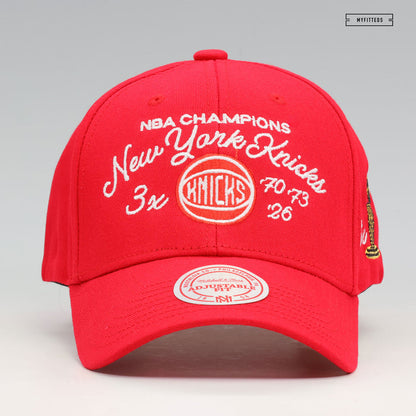 NEW YORK KNICKS 3X NBA FINALS CHAMPIONS SCRIPT LOW PRO RED MITCHELL & NESS SNAPBACK HAT