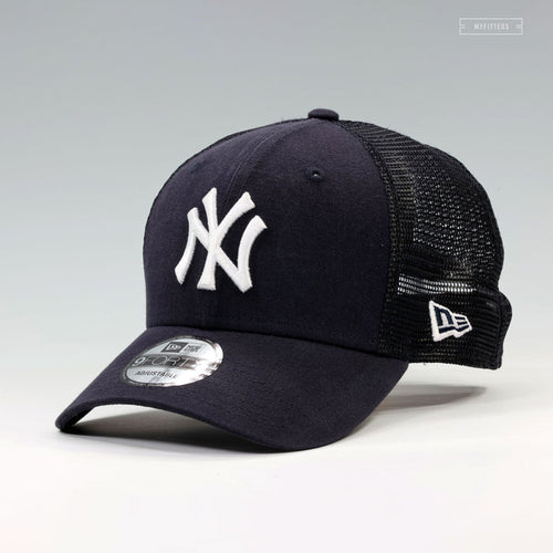 NEW YORK YANKEES NEW ERA 9FORTY ADJUSTABLE TRUCKER MESH DAD HAT