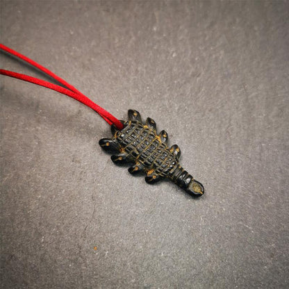 Obsidian Scorpion Amulet 1.38" - Tibetan Buddhist amulet, view 5