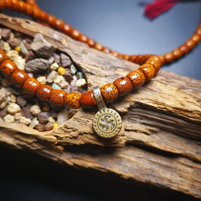 Old Buddhist Mala Counter Clip - Tibetan Buddhist mala beads, detailed view