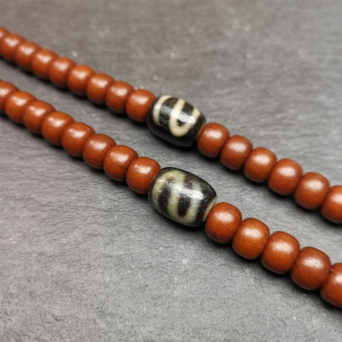 Pair of Dzi Bead 0.47" - Tibetan dzi bead, front view