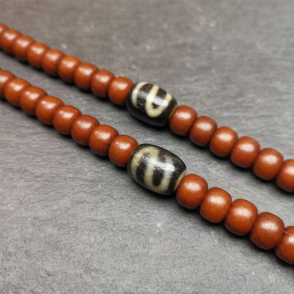 Pair of Dzi Bead 0.47" - Tibetan dzi bead, front view