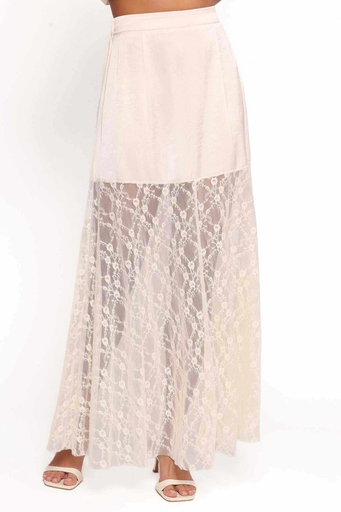Chapel Lace Maxi Skirt - Cream