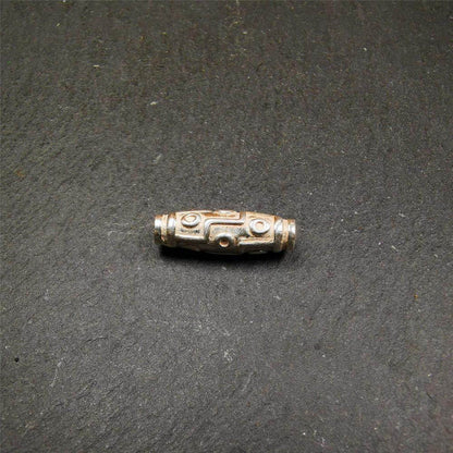 1 × 9 eyes dzi bead
