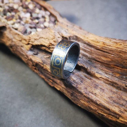 Tibetan Ring,Dzi Totem Ring 0.95" - Tibetan dzi bead, detailed view