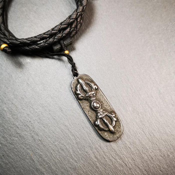 Vajra Pendant 1.96" - Tibetan Buddhist vajra, detailed view