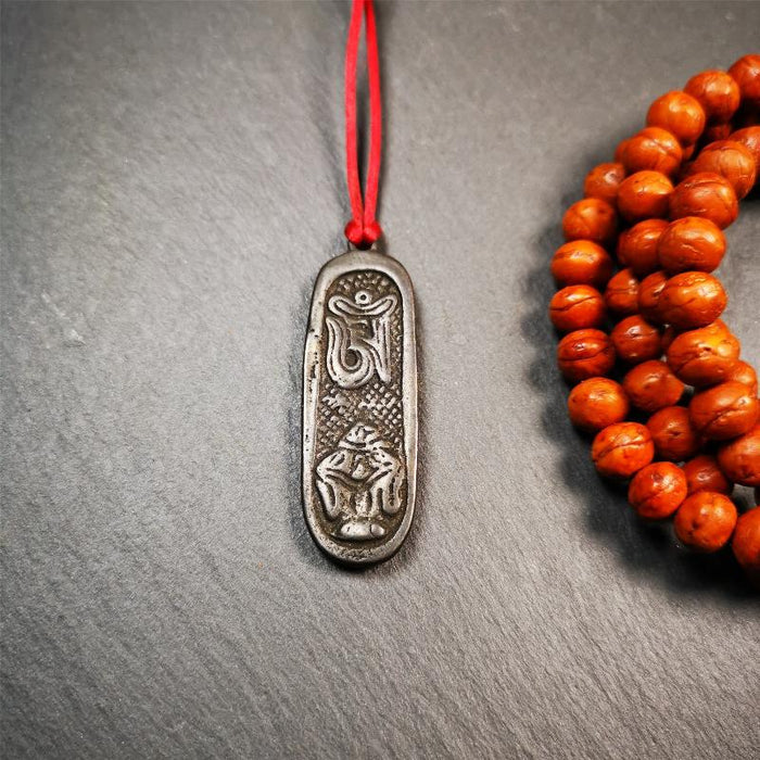 Vajra Pendant 1.96" - Tibetan Buddhist vajra, view 6