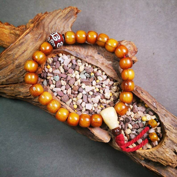 Wrist Mala Bracelet,11mm - Tibetan Buddhist mala beads, front view