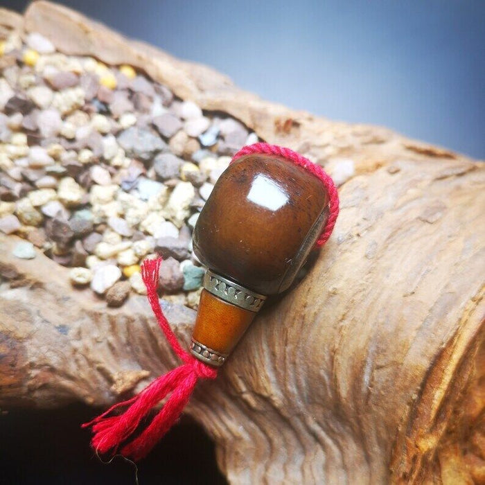 Yak Bone 3-Hole Prayer Bead,Mala Bead,0.95" - Tibetan Buddhist mala beads, close-up detail