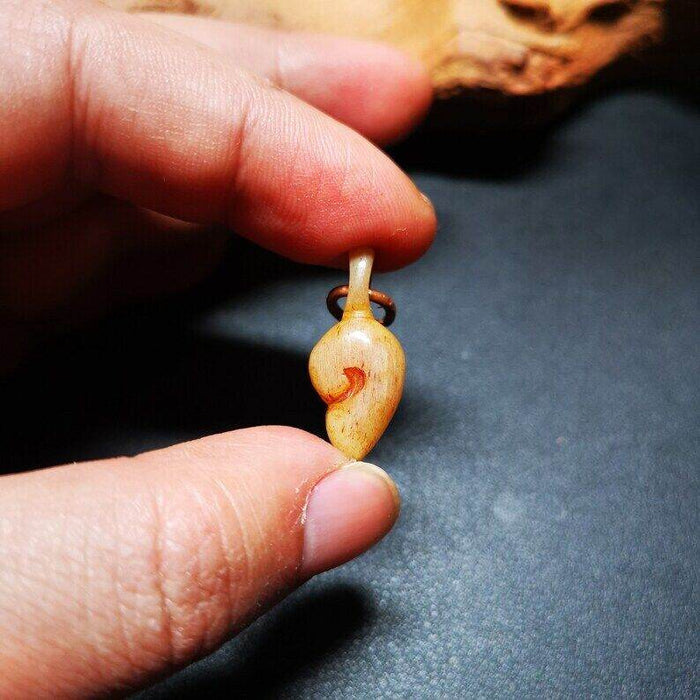 Yak Bone Carved Conch Prayer Bead Pendant,Bead Counter Clip Amulet for Mala - Tibetan Buddhist mala beads, view 8