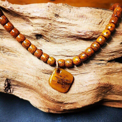 Yak Bone Carved OM Letter Prayer Bead Pendant,Bead Counter Clip Amulet for Mala - Tibetan Buddhist mala beads, detailed view