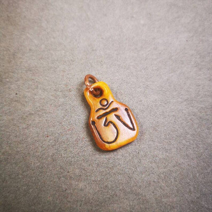 Yak Bone Carved Prayer Bead Pendant 0.98" - Tibetan Buddhist art, view 7